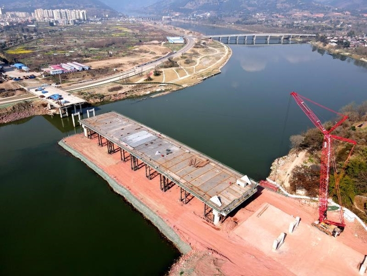 （转载）成都淮州湾大桥预计明年可实现全线贯通