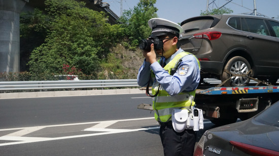 【法制安全】重慶江北交巡警發佈“五一”小長假出行提示