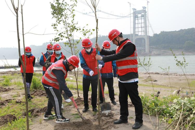 （有修改）【B】中建桥梁“心心向阳·拥抱绿色”志愿服务活动在重庆江津举行
