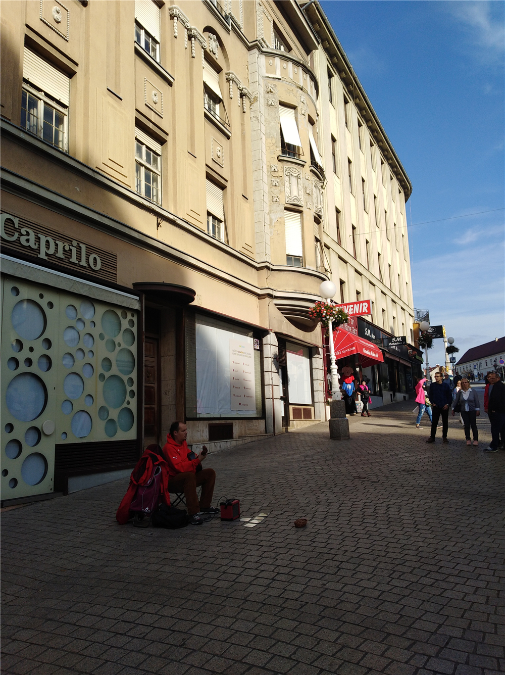 The streets in Zagreb, Croatia_fororder_1萨格勒布的街头