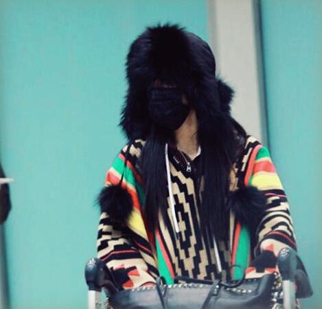 谢娜蒙面装仍被拍到 疑惑发问：怎么认出我的？