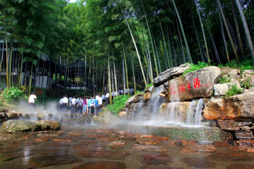 醉美陶都“宜”居处，全域旅游“兴”实践