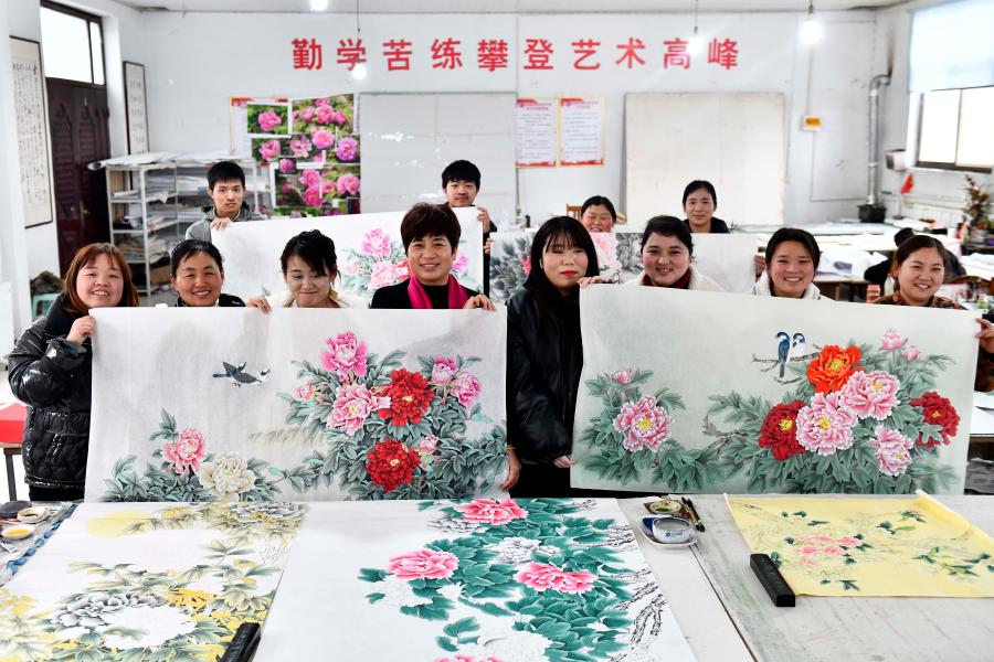 山東巨野：工筆繪出致富花