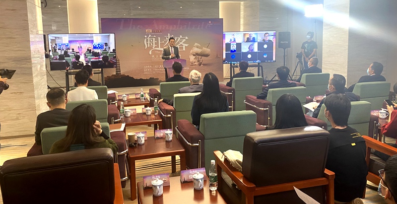 4K纪录片《海上来客》获法国前总理拉法兰点赞_fororder_2-3