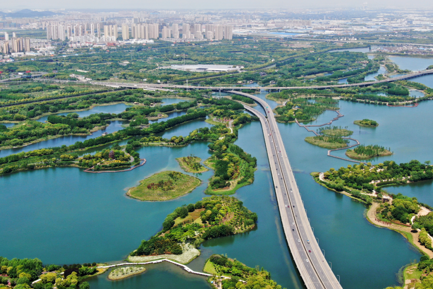 急稿(供稿 文體列表 三吳大地蘇州 移動版)首屆“東原·千潯”杯無人機飛行攝影大賽舉行