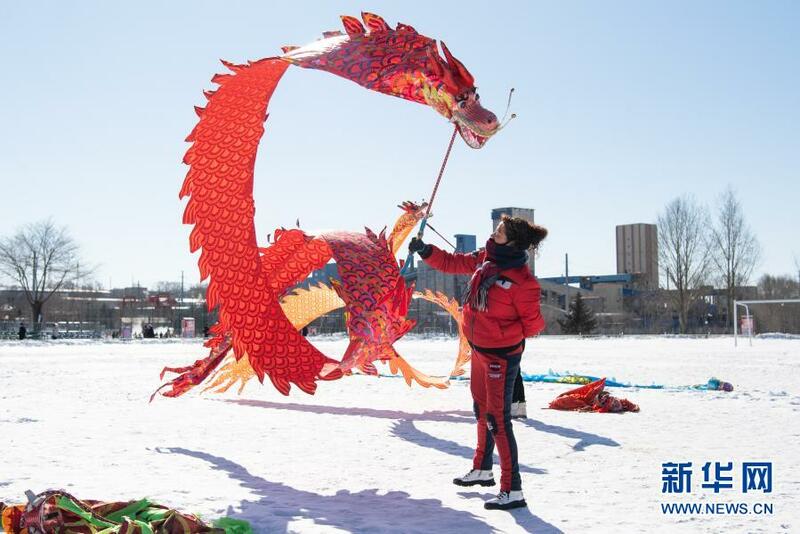 Wasan dragon na gargajiya na kasar Sin_fororder_1127177434_16150293201451n