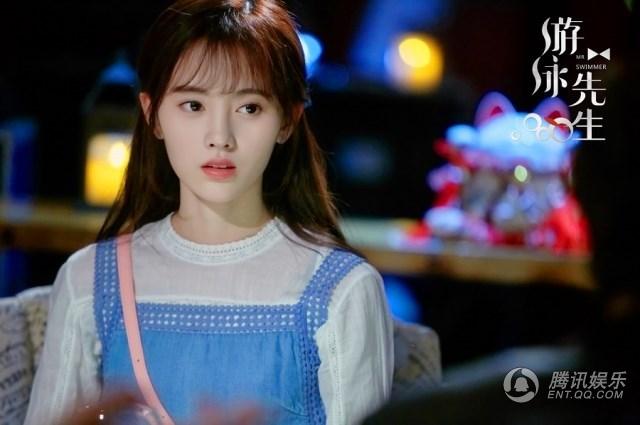 《游泳先生》曝《想你了》MV 鞠婧祎似鬼马精灵_娱乐_腾讯网