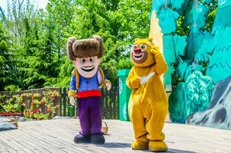 《熊出没》舞台剧演出  供图 济南方特东方神画主题乐园