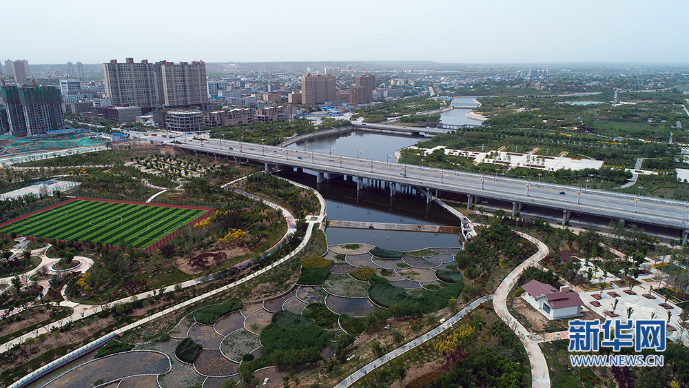 陕西：山河交错打造富阎板块“城市绿肺”