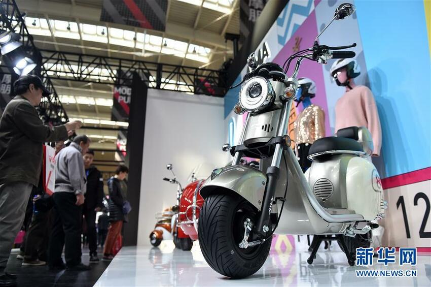 Orbit: Sepeda Dengan Tenaga Listrik di Tiongkok_fororder_129837151_15219852982021n