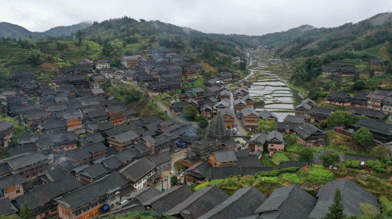 广西三江：雨后侗寨景色新