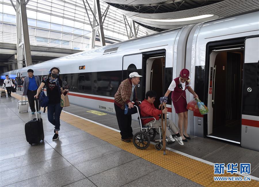 350公里！“复兴号”开启中国高铁新时速