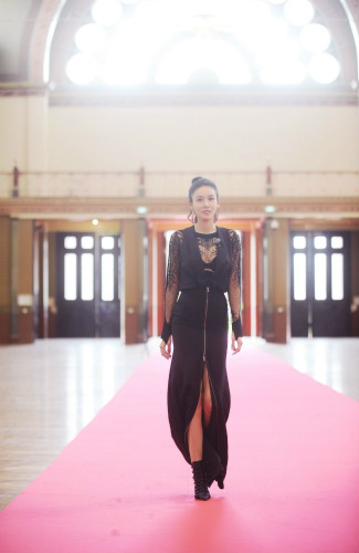 张蓝心再上《跑男3》五大女神本周踢馆