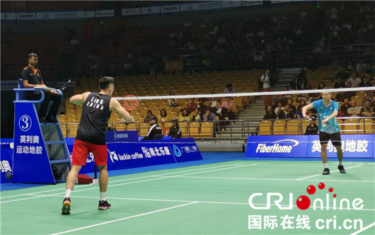 Lin Dan advanced to second round at Badminton Asia Championships_fororder_湖北1