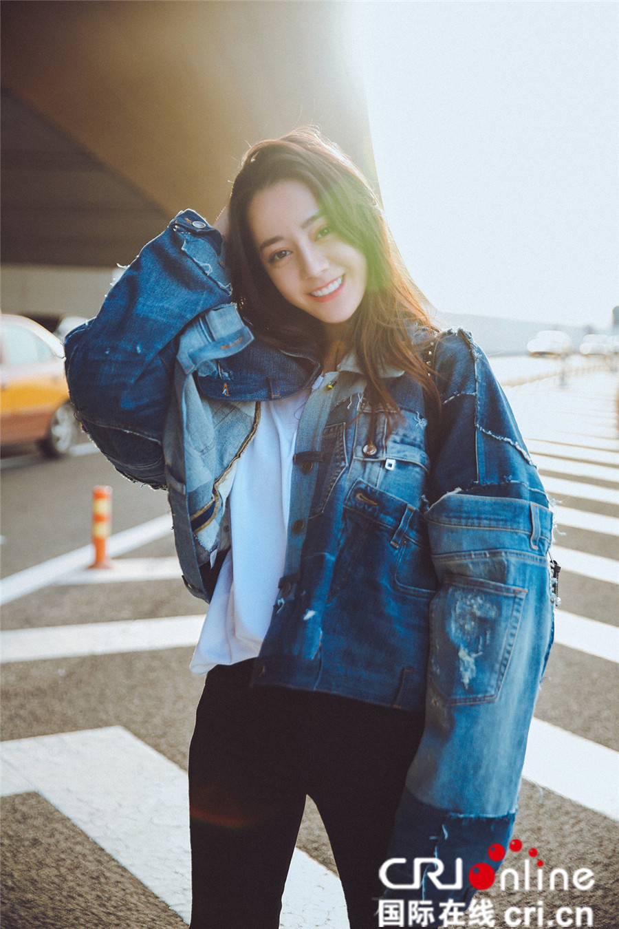 图片默认标题_fororder_迪丽热巴笑容灿烂