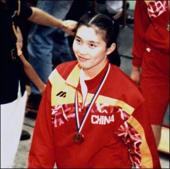 贾玲美艳照曝光 盘点体坛明星青涩旧照