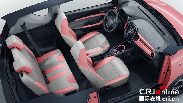 汽车频道【供稿】【资讯】一见倾心 小蚂蚁“女王版”焕彩上市