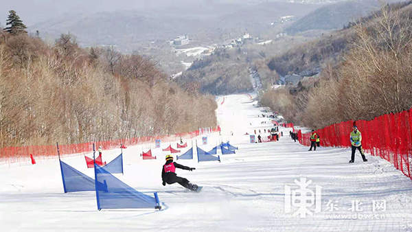 全国单板滑雪平行项目锦标赛落幕 黑龙江斩获1金