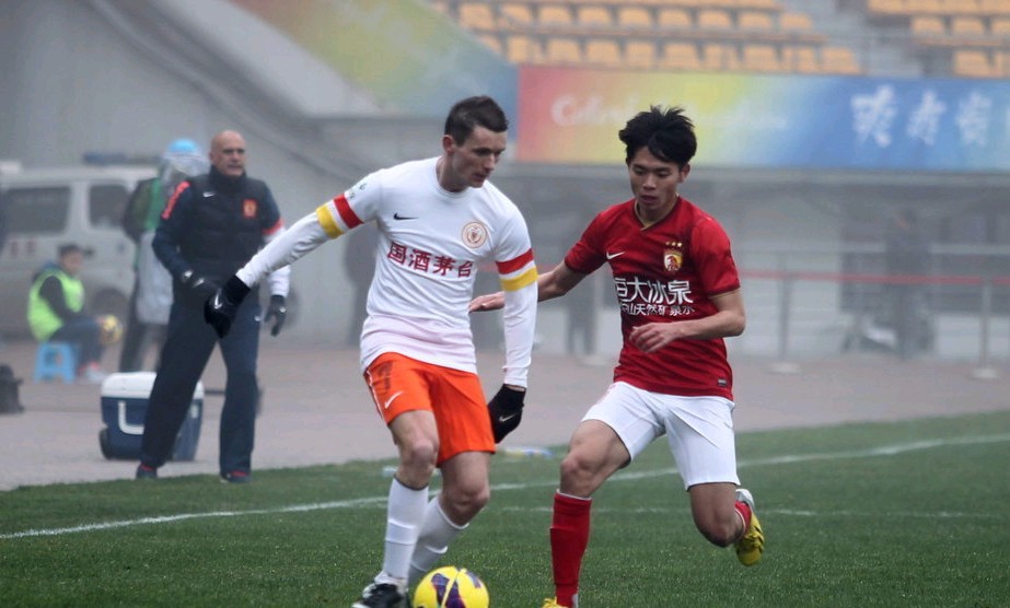 中超标王身价飙升 海外军团秒杀孙可