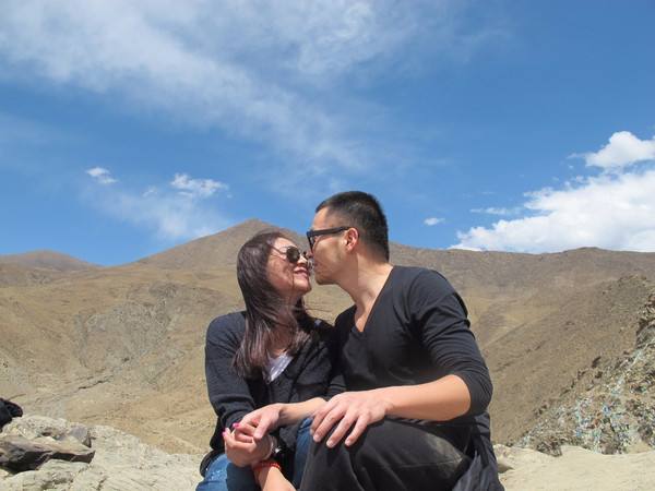 还记得《武林外传》的吕秀才吗?他娶主播娇妻儿女双全