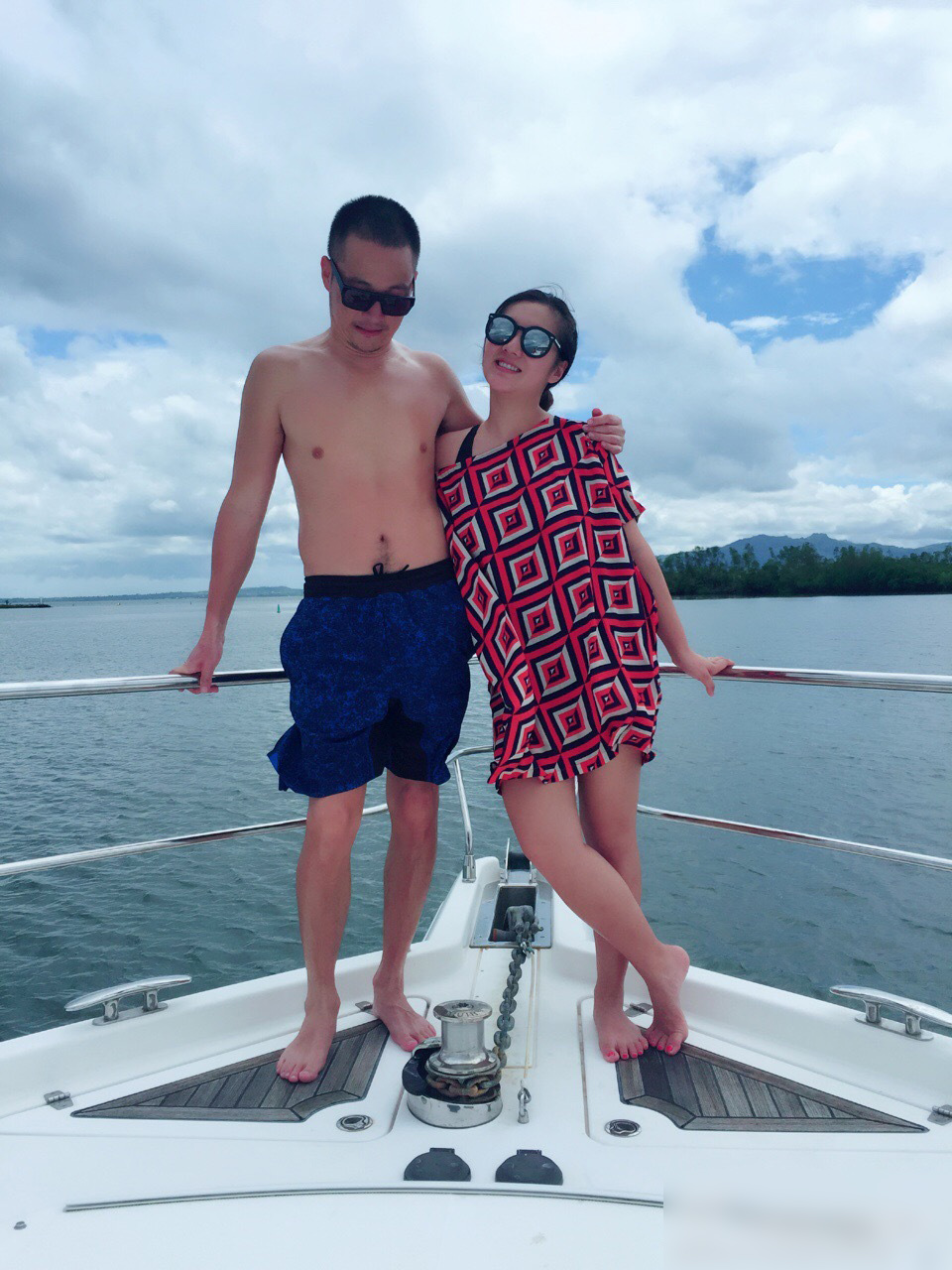 还记得《武林外传》的吕秀才吗?他娶主播娇妻儿女双全