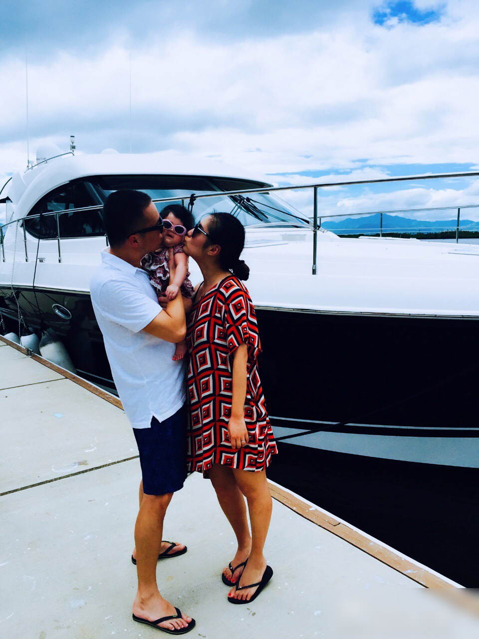 还记得《武林外传》的吕秀才吗?他娶主播娇妻儿女双全