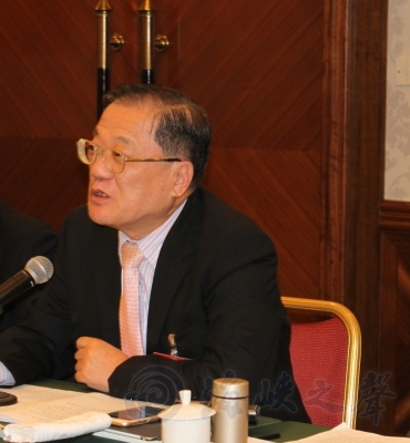 特邀委员李熙政当天,由民革,台盟,台联以及特邀委员等代表进行的分组