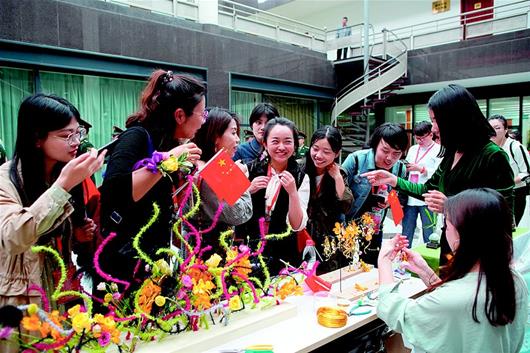 第三届湖北特色高职行在汉启动