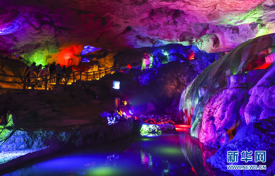 Gua Jiushan, Fengyang, Anhui Yang Terposona_fororder_d4