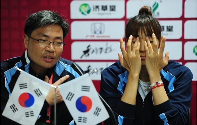 中国球员入韩籍认教练作父亲 称朱婷不如韩头号球星