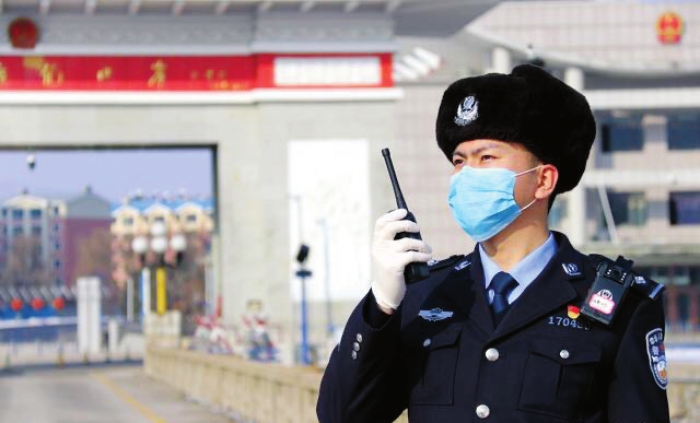 致敬他們有個共同的名字人民警察