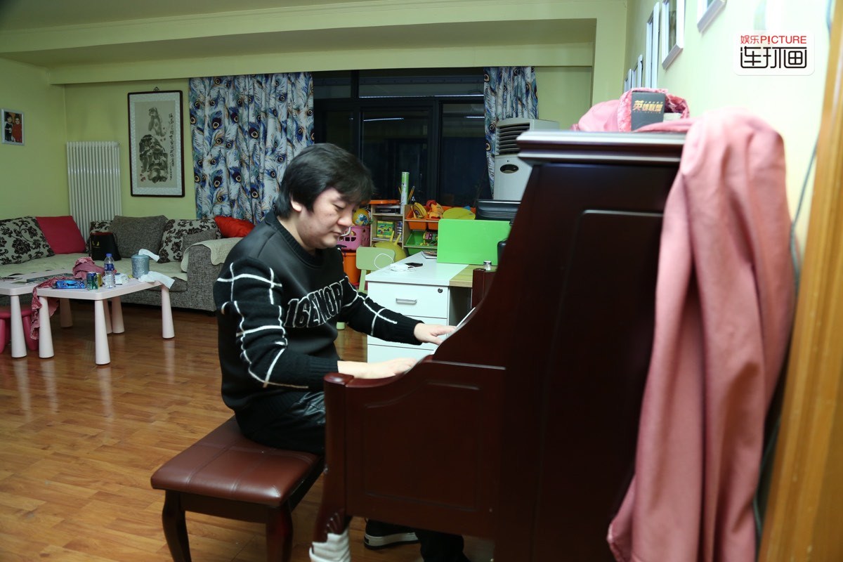 网络歌手现状:杨臣刚开3间公司赚几个亿 雪村变落魄