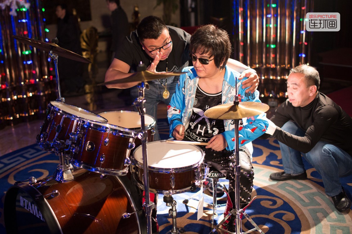 网络歌手现状:杨臣刚开3间公司赚几个亿 雪村变落魄