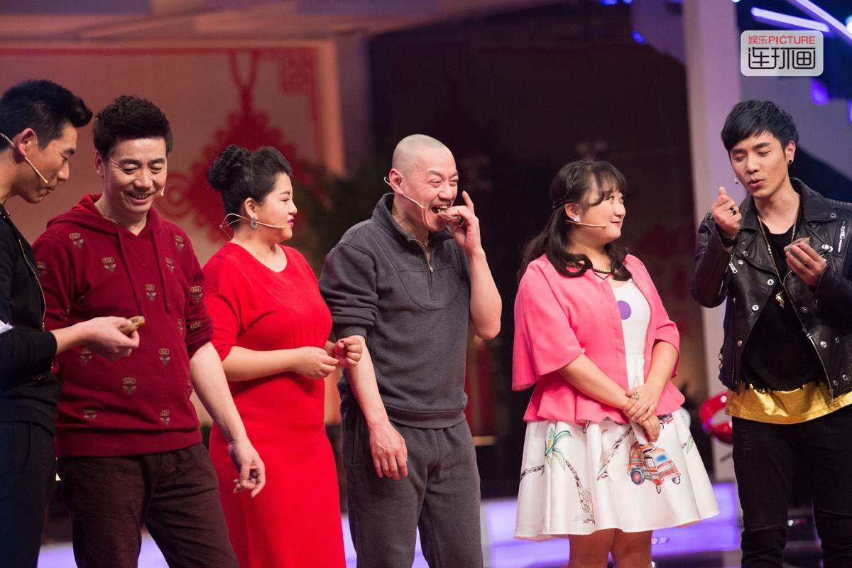 网络歌手现状:杨臣刚开3间公司赚几个亿 雪村变落魄