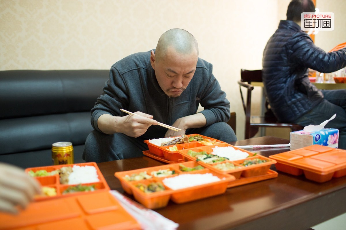 网络歌手现状:杨臣刚开3间公司赚几个亿 雪村变落魄