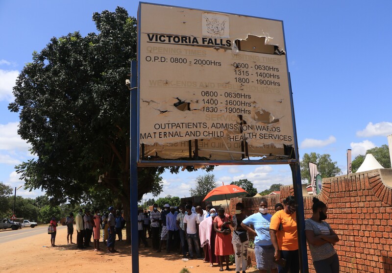 Shugaban Zimbabwe ya godewa Sin, bisa gudummawar rigakafin COVID-19 da take samarwa kasashe masu tasowa_fororder_3.JPG