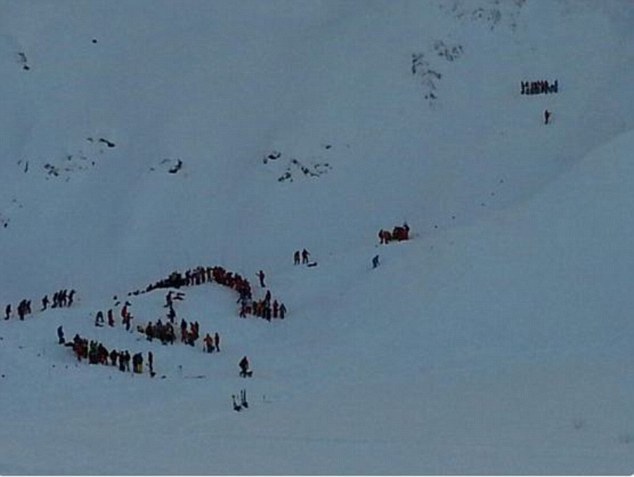 阿尔卑斯山雪崩 多名小学生失踪