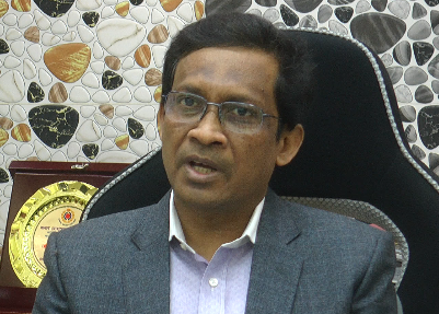 সংবাদ পর্যালোচনা বাংলাদেশের চট্টগ্রাম বন্দরে কনটেইনার জট প্রসঙ্গ_fororder_0329shishi (3)