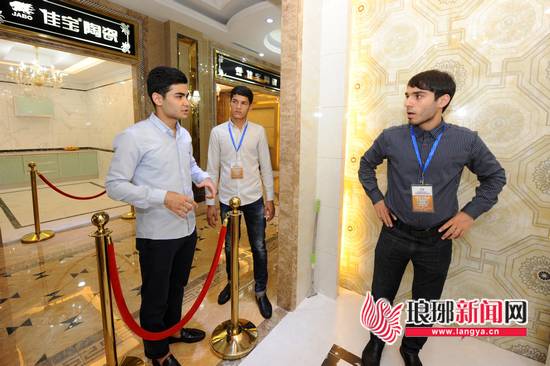 【齐鲁大地-文字列表】【走遍山东-临沂】(页面标题)中国临沂商博会10万人次参展参会(内容页标题)第八届中国临沂商博会10万人次参展参会 【齐鲁大地-文字列表】【走遍山东-临沂】(页面标题)中国临沂商博会10万人次参展参会(内容页标题)第八届中国临沂商博会10万人次参展参会