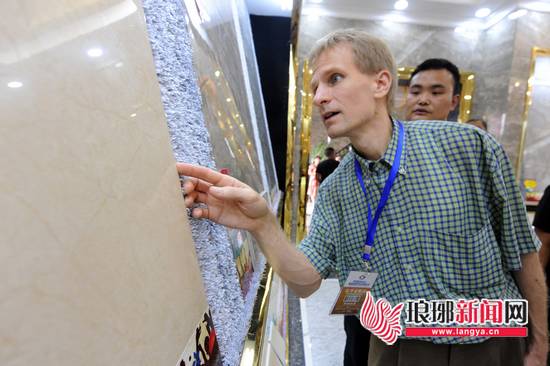 【齐鲁大地-文字列表】【走遍山东-临沂】(页面标题)中国临沂商博会10万人次参展参会(内容页标题)第八届中国临沂商博会10万人次参展参会 【齐鲁大地-文字列表】【走遍山东-临沂】(页面标题)中国临沂商博会10万人次参展参会(内容页标题)第八届中国临沂商博会10万人次参展参会