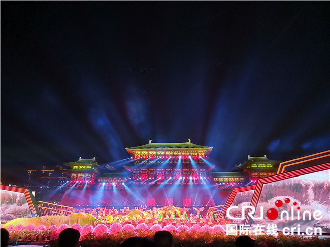 The Opening of the 39th Peony Culture Festival of Luoyang, China_fororder_DD5C4B44-5477-4330-BD34-33B4A1D0DE2E