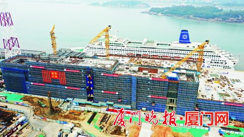 廈門國際郵輪母港二期航站樓主體封頂 預計明年4月竣工驗收