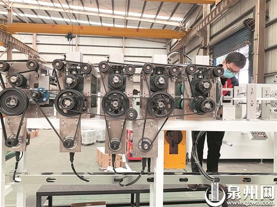 擴産轉産保防控 泉州全市口罩日産能近900萬個