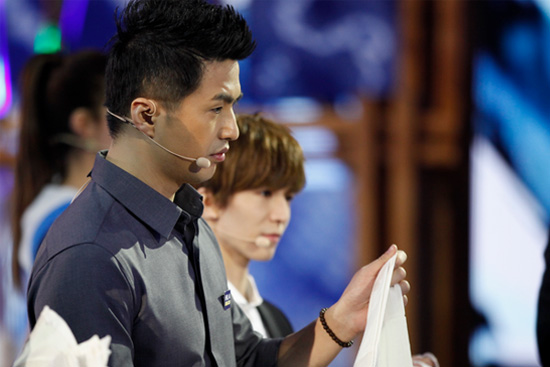 刘强东秀宿迁英语 郭敬明三辩Dr.魏