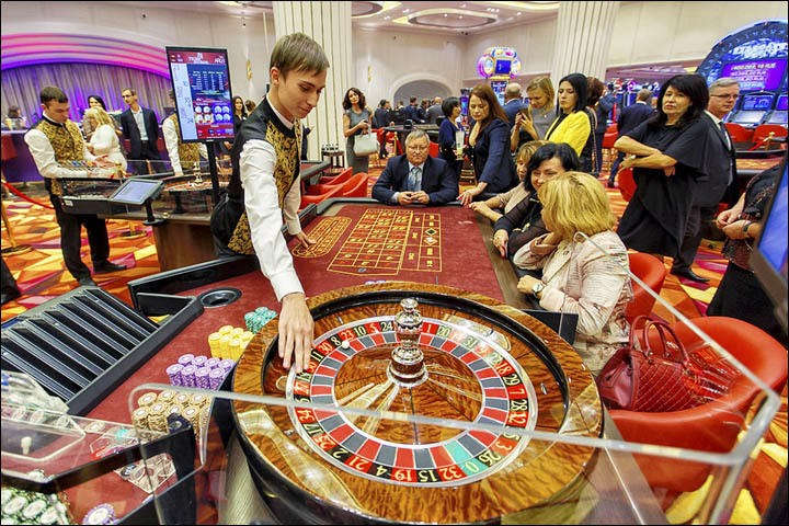俄罗斯远东赌场吸引大批中日韩游客(组图)