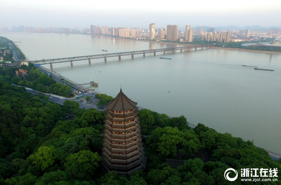 杭州钱塘江大桥迎来80岁生日