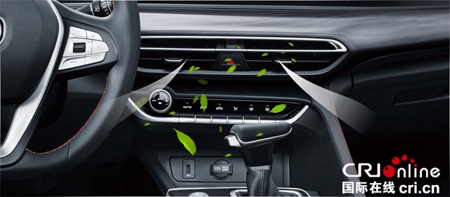 汽车频道【供稿】【咨询】长安汽车总裁朱华荣直播揭秘：逸动PLUS背后的故事