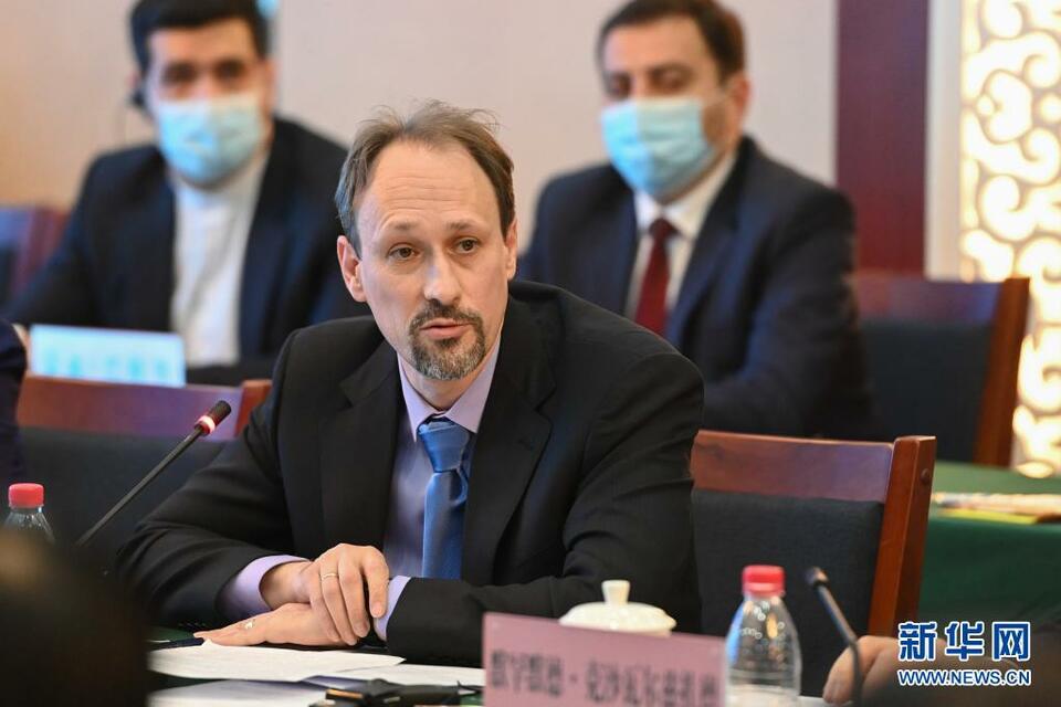 “新疆是个好地方”交流会在乌鲁木齐举行 多国使节及外交官驳斥涉疆谣言