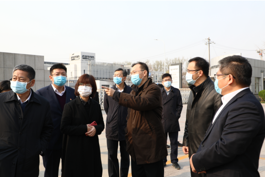 紮根首都模範區，共圓北京藍天夢——新一代歐輝新能源客車“列陣受閱”