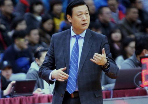 京媒:李秋平缺席全明星有因 为试训nba扣篮王